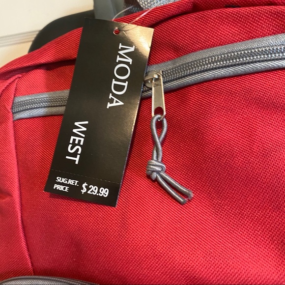 Moda West Red Backpack NEW - Picture 6 of 9